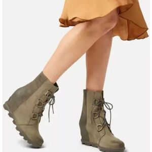 Sorel NWT Joan of Arctic wedge leather boots alpine tundra green 10.5